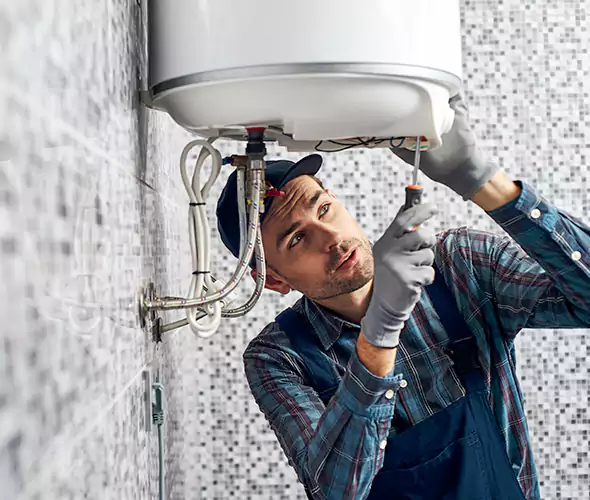 Expert Plumber for Hot Water Tank Maintenance in Richardson, TX: Schedule Reliable Maintenance Services with Us